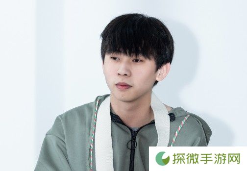 icon：前天Ale跟我打电话还说他们和HLE打训练赛有来有回呢！